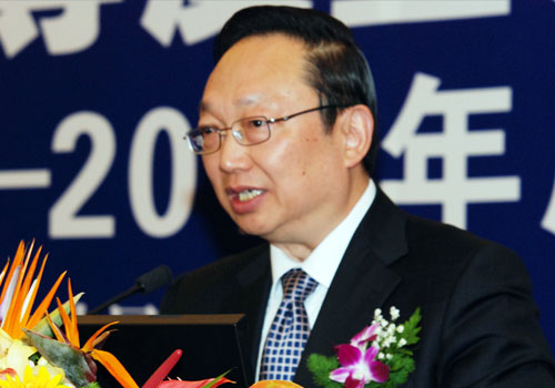 消費(fèi)維權(quán)專家、中消協(xié)原副秘書長(zhǎng)武高漢